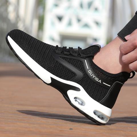 Lightweight white safety shoe / trainer with air bubbles - Men and Women - Ultra-soft shell