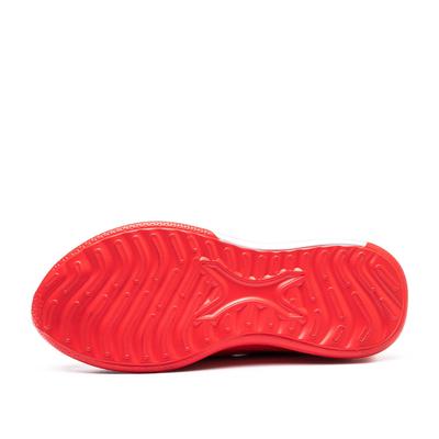 Comfortable and breathable red safety shoe without laces