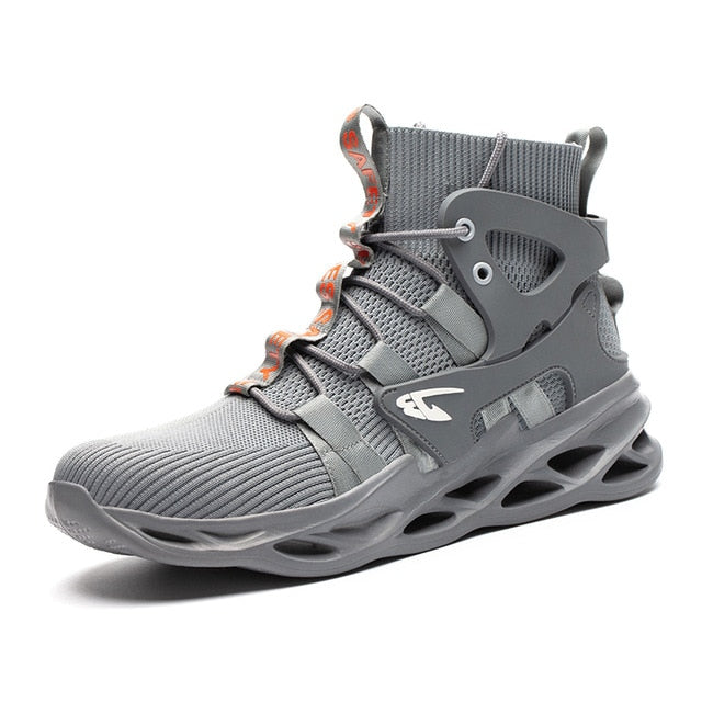 Robust and comfortable safety shoe grey